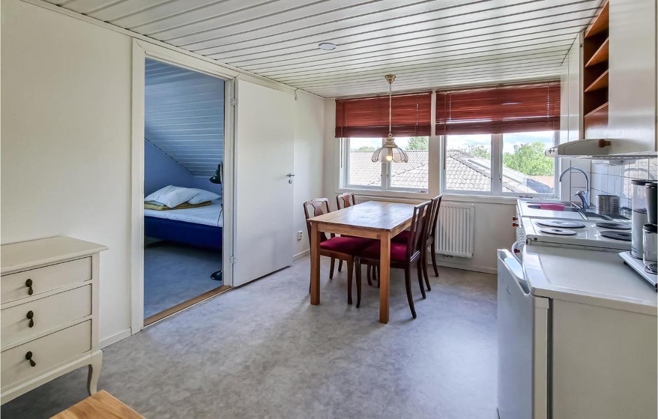 Stunning Apartment In Gullspang With Wifi Ngoại thất bức ảnh