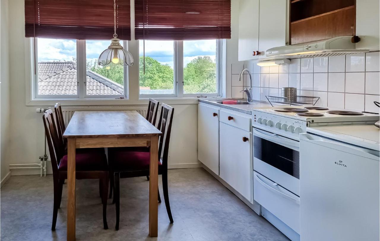Stunning Apartment In Gullspang With Wifi Ngoại thất bức ảnh